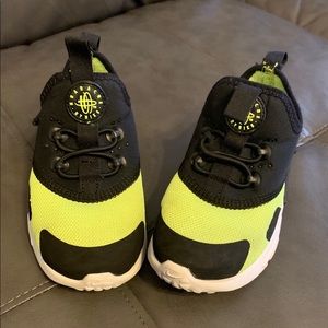 Nike Huaraches (Toddler)